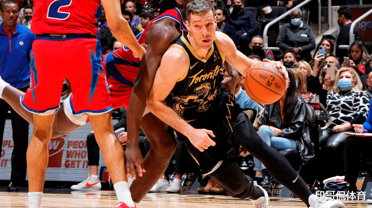 进体育场 进体育场