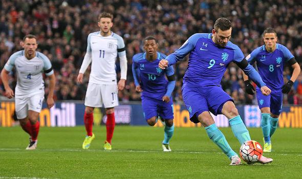 并多次被评 并多次被评